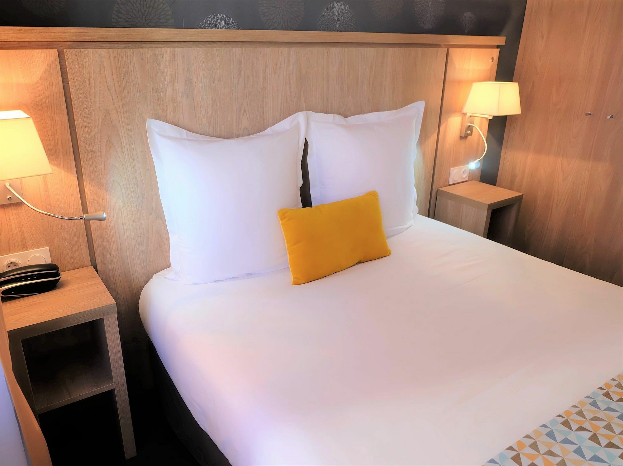 Logis Hôtel La Caravelle Toulouse Extérieur photo